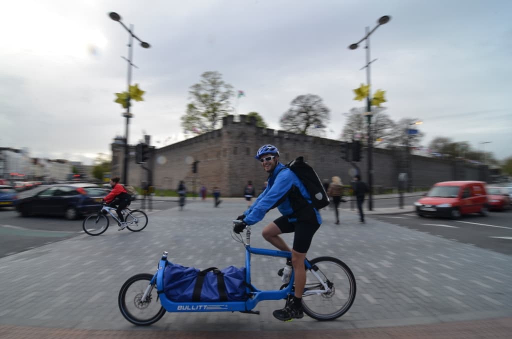 Custom courier bag on a cargo bike