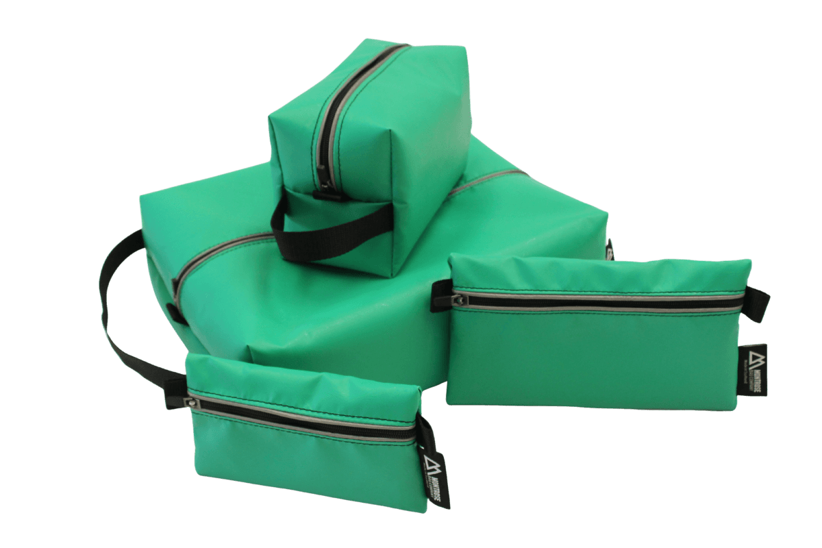CLOVA - 4 Part Travel Accessory Set